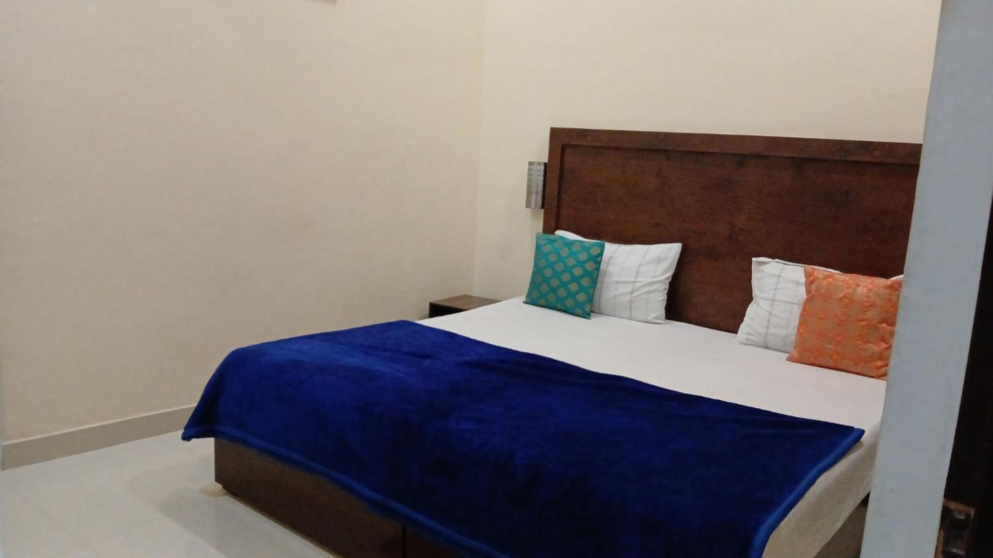 The Highvill Home Stay Khajurāho Exteriér fotografie